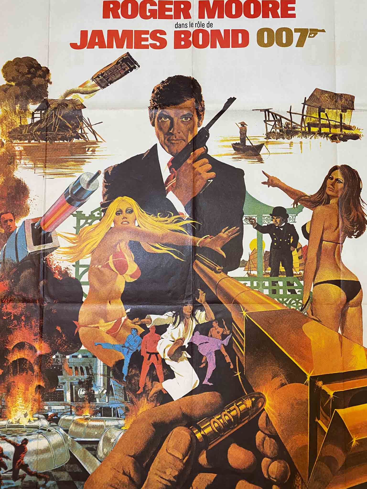 Affiche cinema originale James Bond l’homme au pistolet d’or 1974