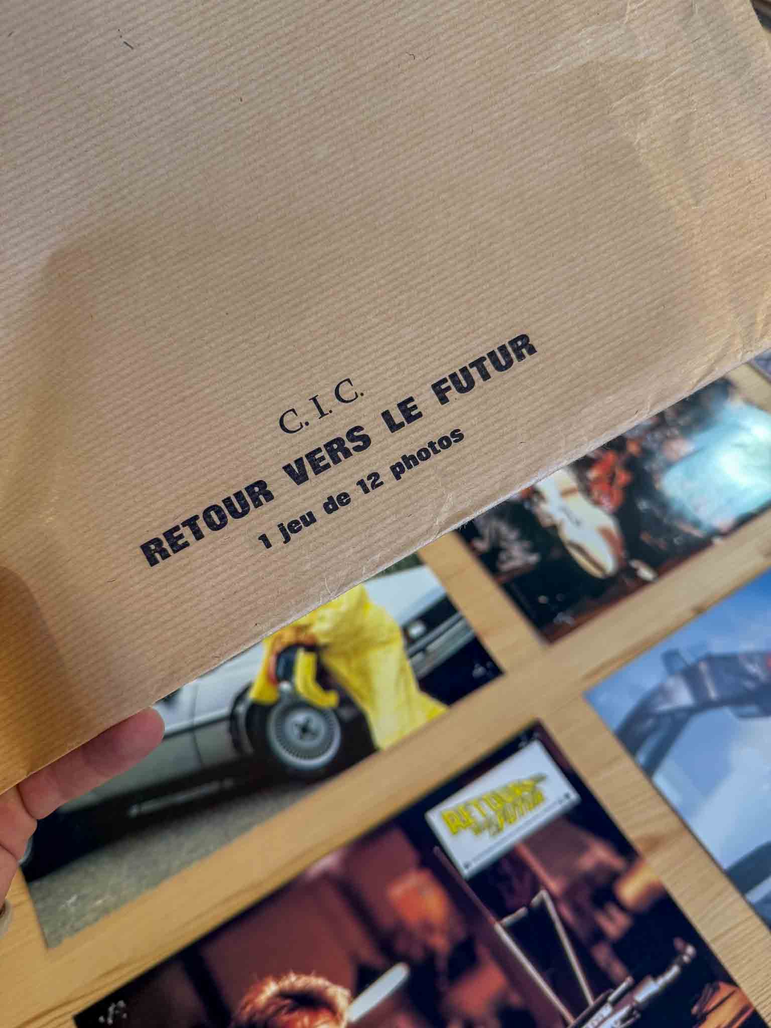 Jeu de 12 Photos - Retour vers le Futur 1985