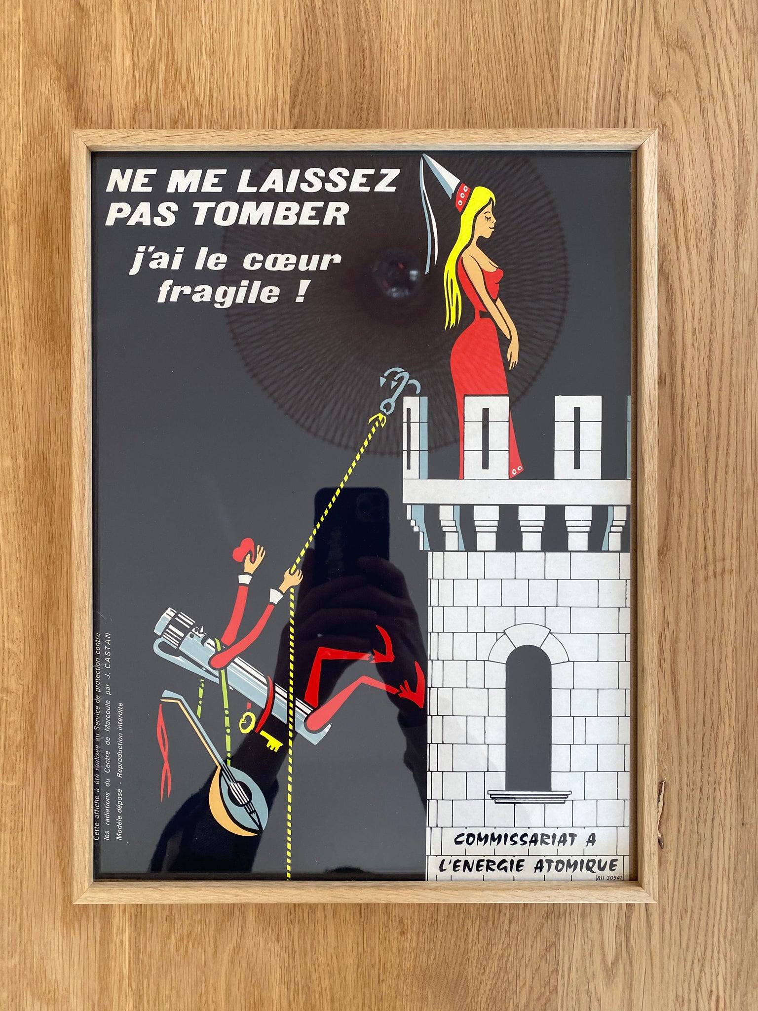 Affiche ancienne ne me laisser pas tomber j'ai le coeur fragile  Par Jacques Castan, 1964